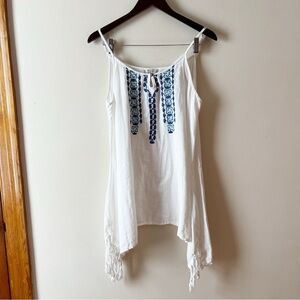 Ariat White Assymetrical Tassel Hem Tank Top Size XL Blue Embroirdered